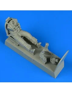 USAF Pilot with seat for A-1H Skyraider for Trumpeter, 1/32 - Aerob...