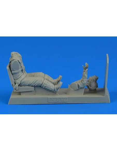 German Luftwaffe Pilot w.seat for Me262A for Trum/Rev/Has, 1/32 - A...
