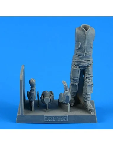 NATO Combat Pilot, 1/32 - Aerobonus 320.157