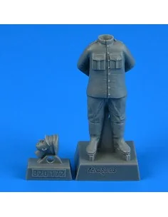 German or Austro-Hungarian WWI Pilot, 1/32 - Aerobonus 320.172