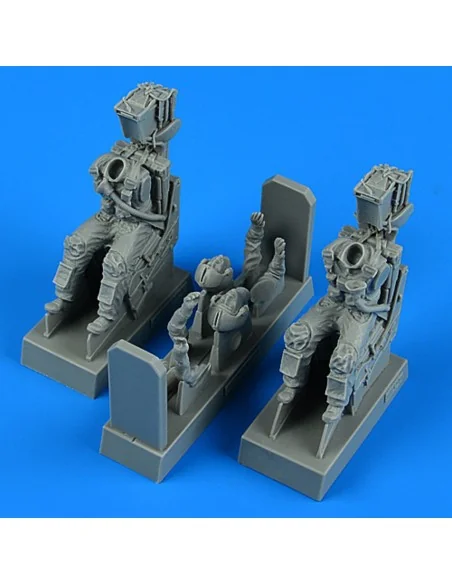 US Navy Pilot & Operator w/ ej. seats for A-6, 1/32 - Aerobonus 320...