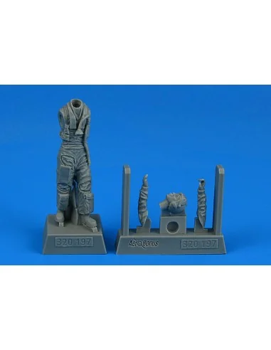 Modern NATO Fighter pilot, 1/32 - Aerobonus 320.197
