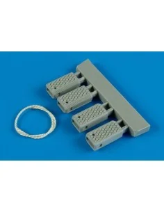 US. Navy poly. wheel chock w/nyl.thread, 1/32 - Wheelliant 132.007