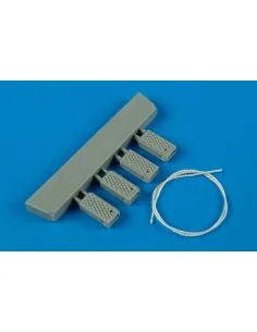 Universal Navy Wheel Chock w. Nylon Rope, 1/48 - Wheelliant 148.006
