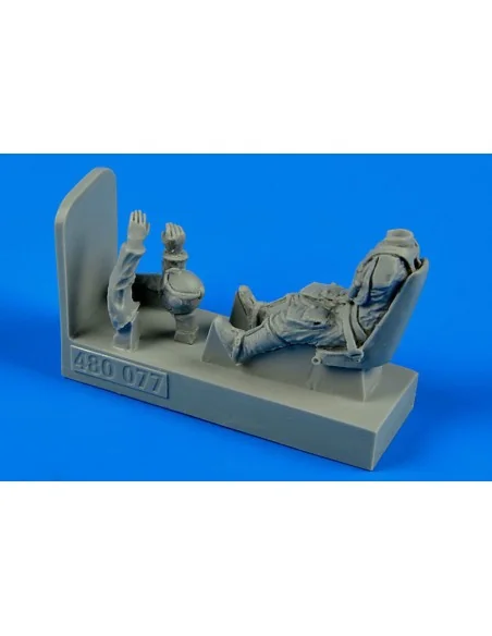 German WWII Luftwaffe pilot with seat Bf, 1/48 - Aerobonus 480.077