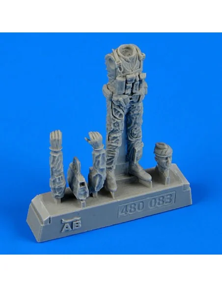 US navy pilot w.bag Vietnam War 1965-73, 1/48 - Aerobonus 480.083