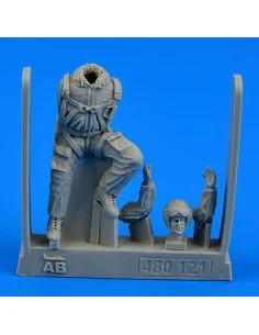 Soviet Pilot-the Cold War period, 1/48 - Aerobonus 480.121