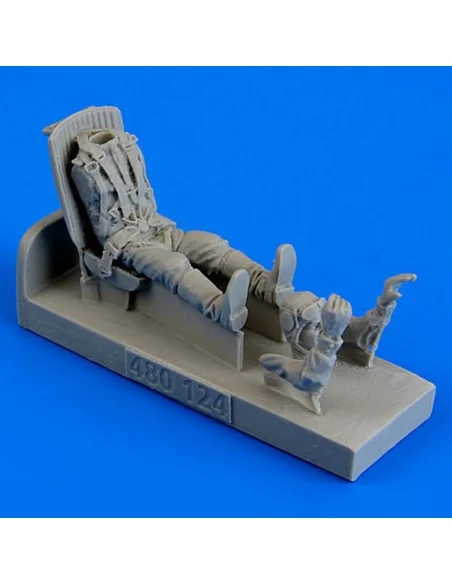 Russian Fighter Pilot with seat f.Yak-3, 1/48 - Aerobonus 480.124