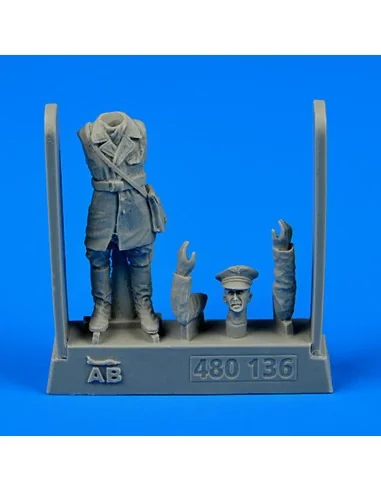 Free French Fighter Pilot WWII Normandie -Niemen (1942-1945), 1/48 ...