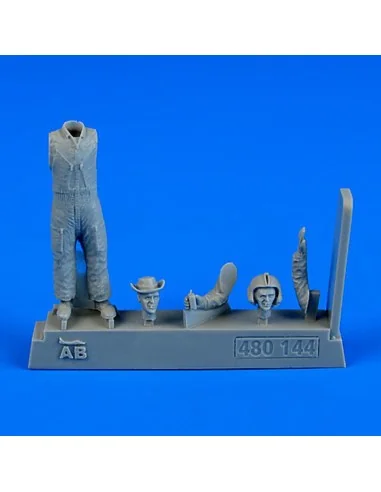 US Army Helicopter Pilot-Vietnam War1960 -1975, 1/48 - Aerobonus 48...