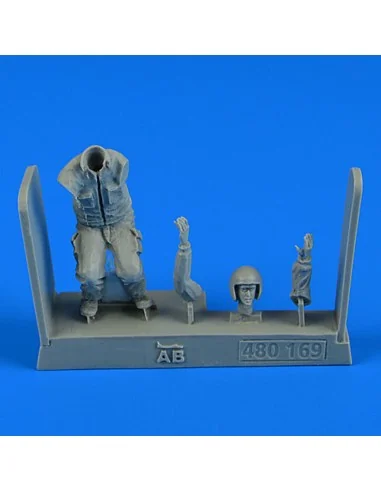 Warshaw Pact Aircraft Mechanic-part 5, 1/48 - Aerobonus 480.169
