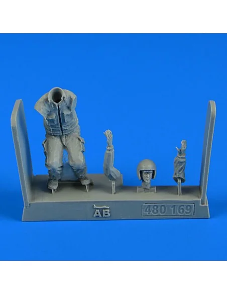 Warshaw Pact Aircraft Mechanic-part 5, 1/48 - Aerobonus 480.169