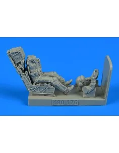 US Navy Fighter/Attack Pilot w.ejection seat for F/A-18E/F, 1/48 - ...