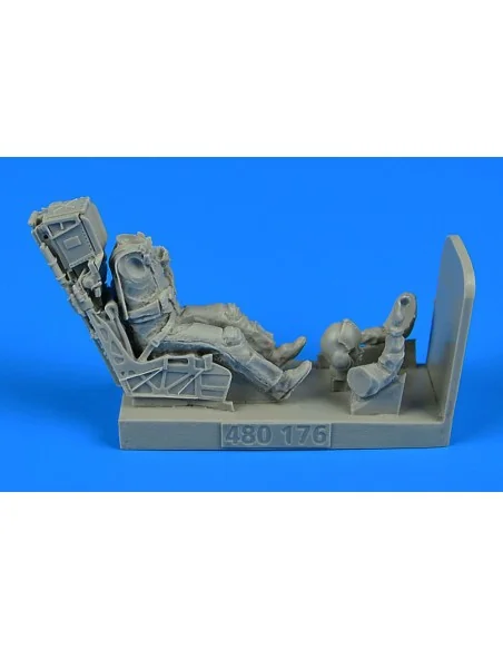 US Navy Fighter/Attack Pilot w.ejection seat for F/A-18E/F, 1/48 - ...