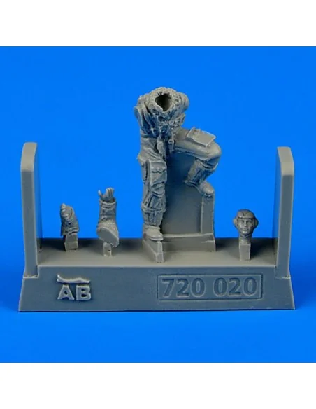 German Luftwaffe Pilot WWII f.Bf 109 lat late version, 1/72 - Aerob...