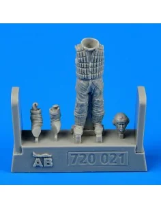 Germa Luffwaffe Pilot WWII with life jac, 1/72 - Aerobonus 720.021