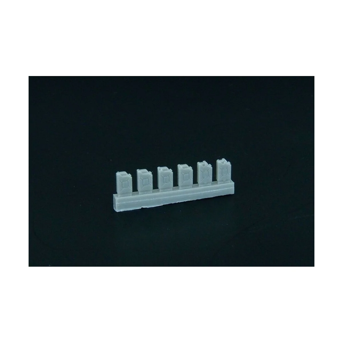 Fuel cans, 1/120 - Hauler HTT120071 Fuel cans, 1/120 - Hauler HTT120071