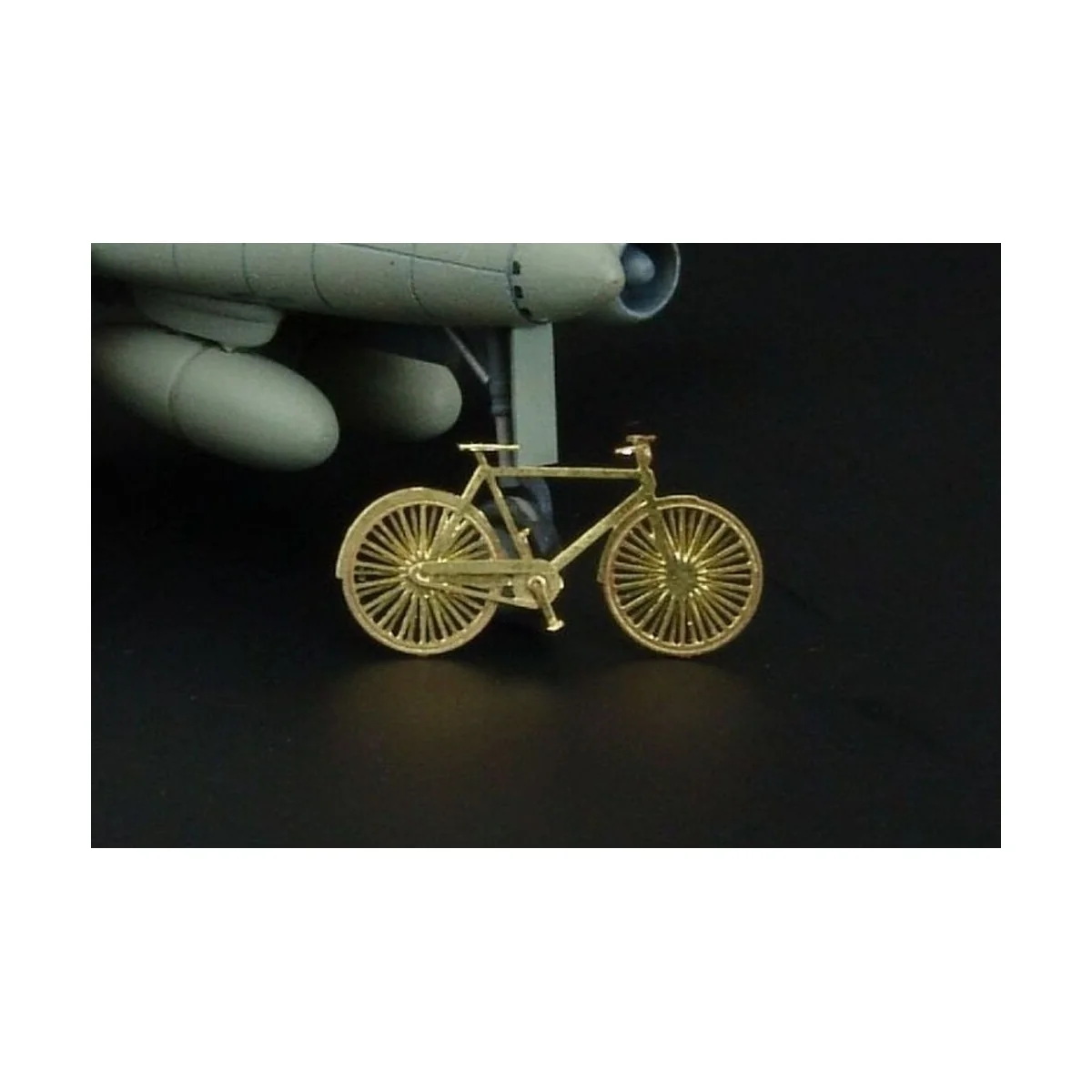 Bicycle (four pieces), 1/160 - Hauler HNN16006