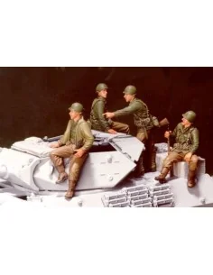 U.S. M10 Tank Infantry- 4 Fig. "Pick Up", 1/35 - Hobby Fan HF529