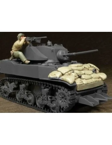 U.S. M5A1 Tank Crew & Sandbags(II)-1 Fig, 1/35 - Hobby Fan HF595