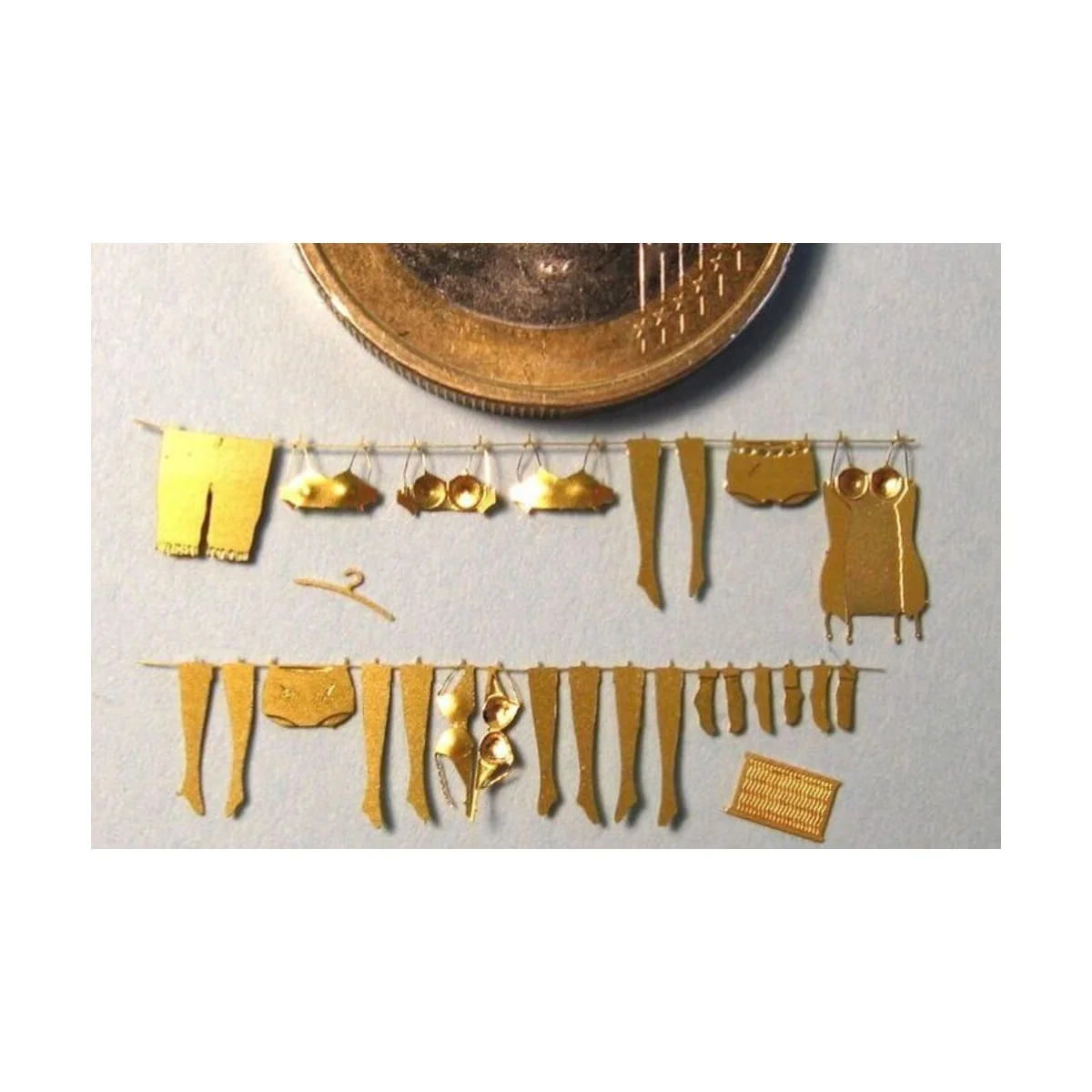 Underwear On A Washing Line, 1/72 - Hauler HLH72022 Underwear On A Washing Line, 1/72 - Hauler HLH72022