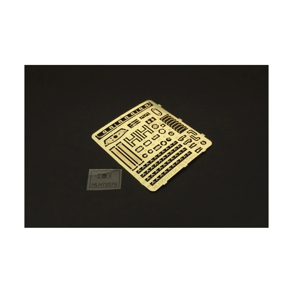 Sd Kfz 9 Famo (Revell kit), 1/72 - Hauler HLH72079 Sd Kfz 9 Famo (Revell kit), 1/72 - Hauler HLH72079