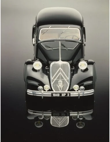 Citroen 15 SIX Traction Avant, 1/8 - Heller 80799
