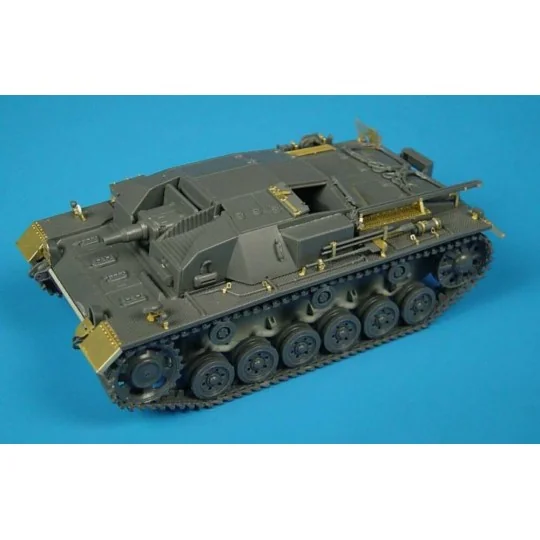 Stug III ausf B, 1/48 - Hauler HLX48003