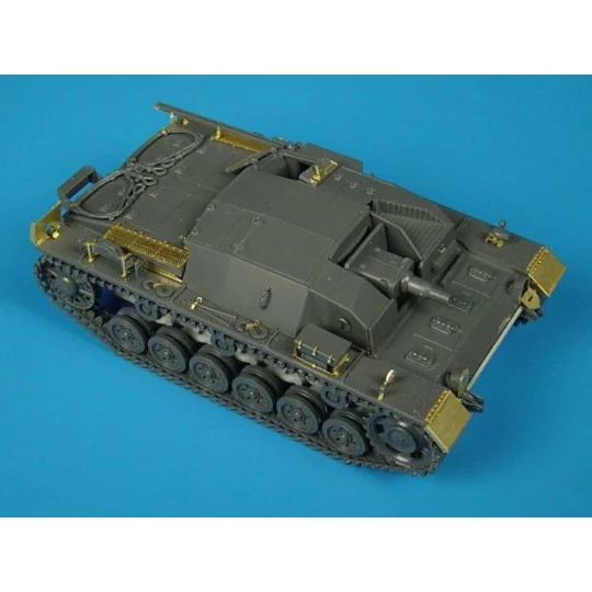 Stug III ausf B, 1/48 - Hauler HLX48003