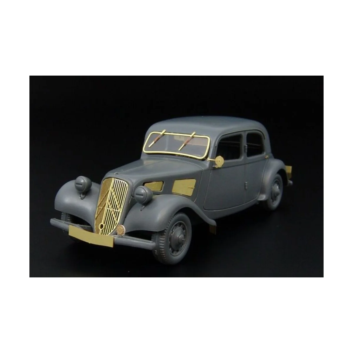 CITROEN 11CV, 1/48 - Hauler HLX48038