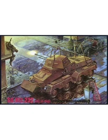 Sd.Kfz. 232 Schwerer Panzerspähwagen, 1/72 - Roden 704