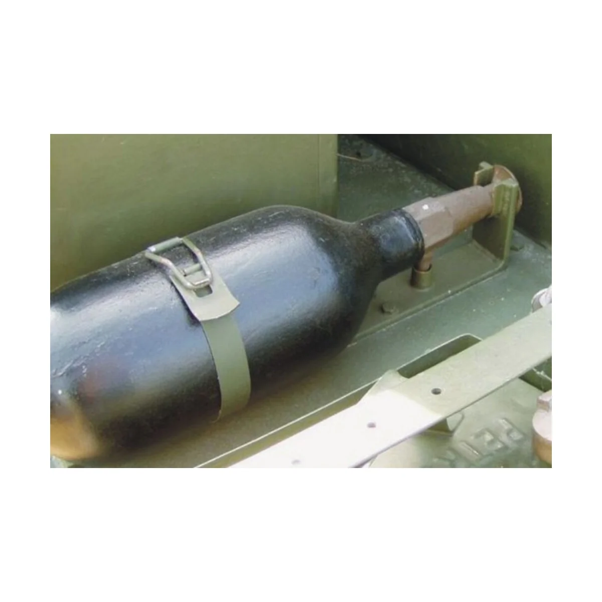 British FIRE EXTINGUISHER external - Hauler HLX48051