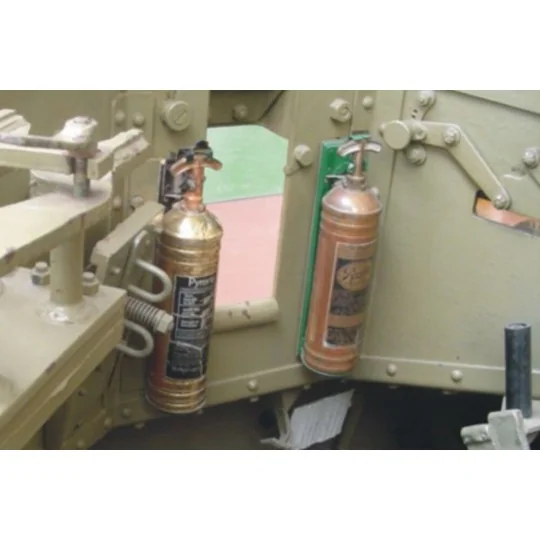 British pyrene FIRE EXTINGUISHER, 1/48 - Hauler HLX48055