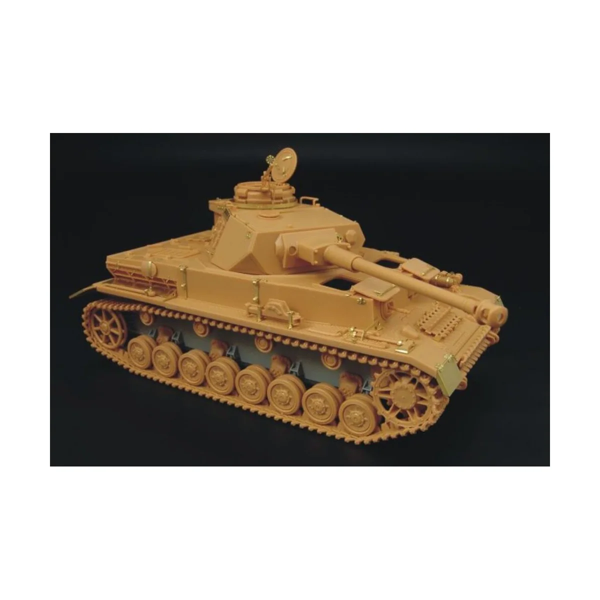 Pz IV ausf J, 1/48 - Hauler HLX48057