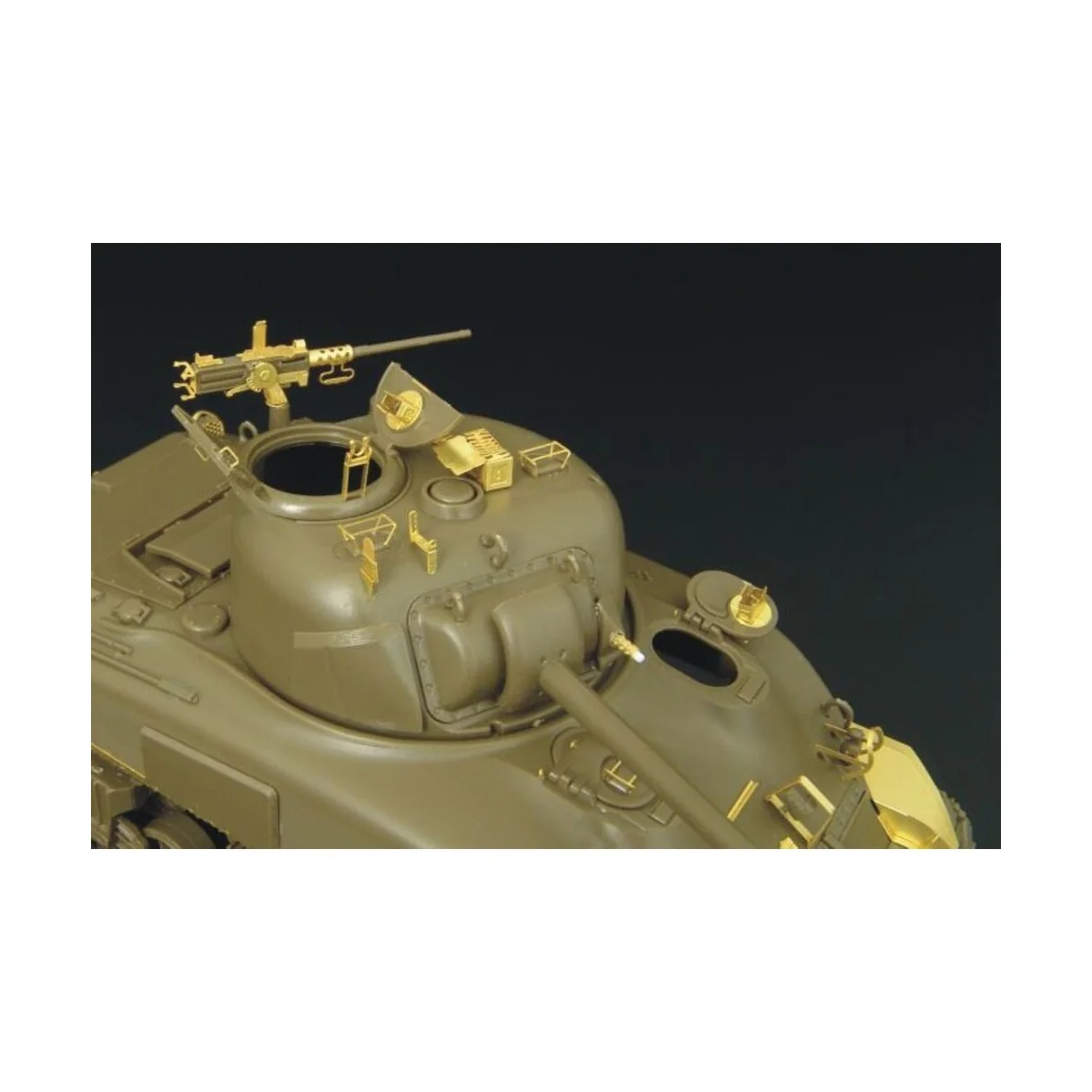 M4A1 SHERMAN, 1/48 - Hauler HLX48075