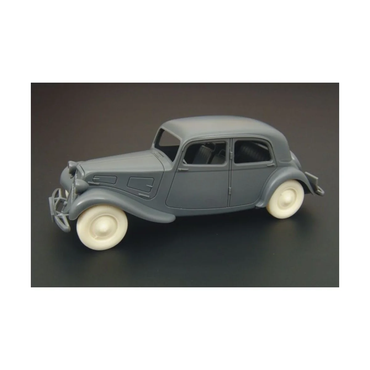 CITROEN 11CV wheels set, 1/48 - Hauler HLX48099