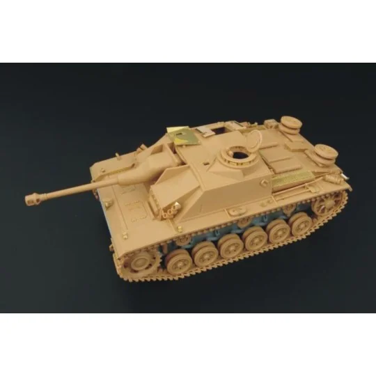 Stug III Ausf G, 1/48 - Hauler HLX48102 Stug III Ausf G, 1/48 - Hauler HLX48102