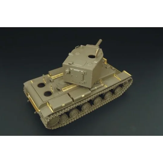 KV-2, 1/48 - Hauler HLX48141