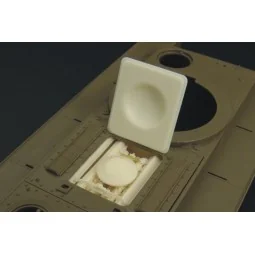 KV-1-KV-2 engine, 1/48 - Hauler HLX48149