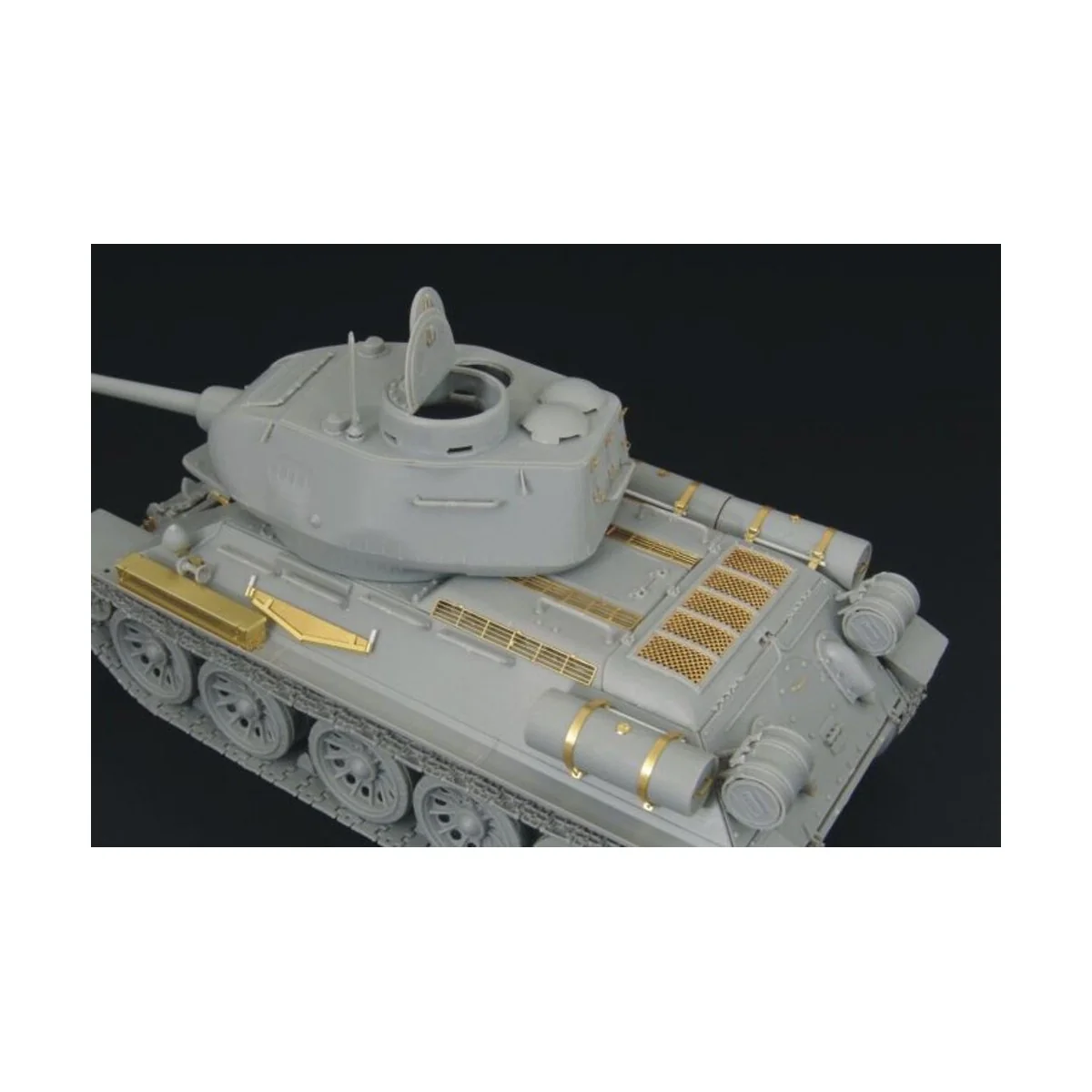 T-34-85 1944 Flattened Turret, 1/48 - Hauler HLX48151