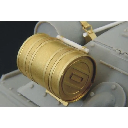 T-34-85 SMOKE CANS, 1/48 - Hauler HLX48152