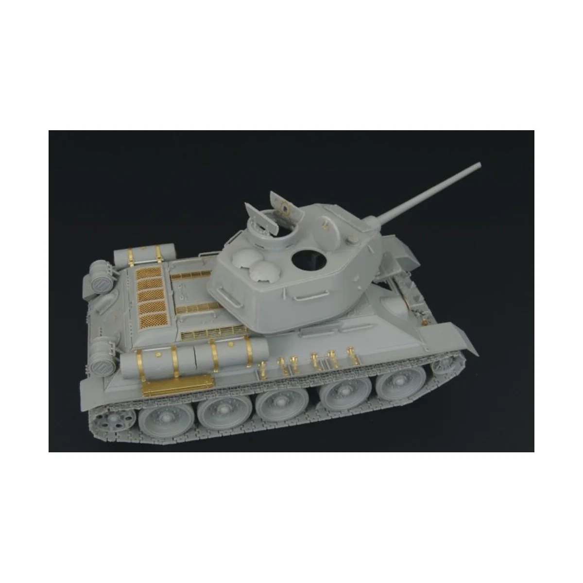 T-34-85 1944 Angle-Jointed Turret, 1/48 - Hauler HLX48153