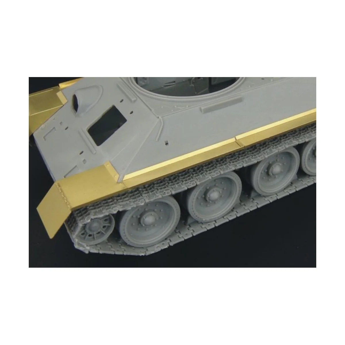 T-34-85 FENDERS, 1/48 - Hauler HLX48154