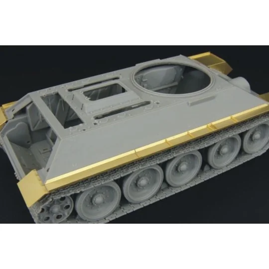 T-34-85 FENDERS, 1/48 - Hauler HLX48154