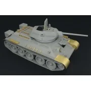 T-34-76 1942 Factory No 112, 1/48 - Hauler HLX48157