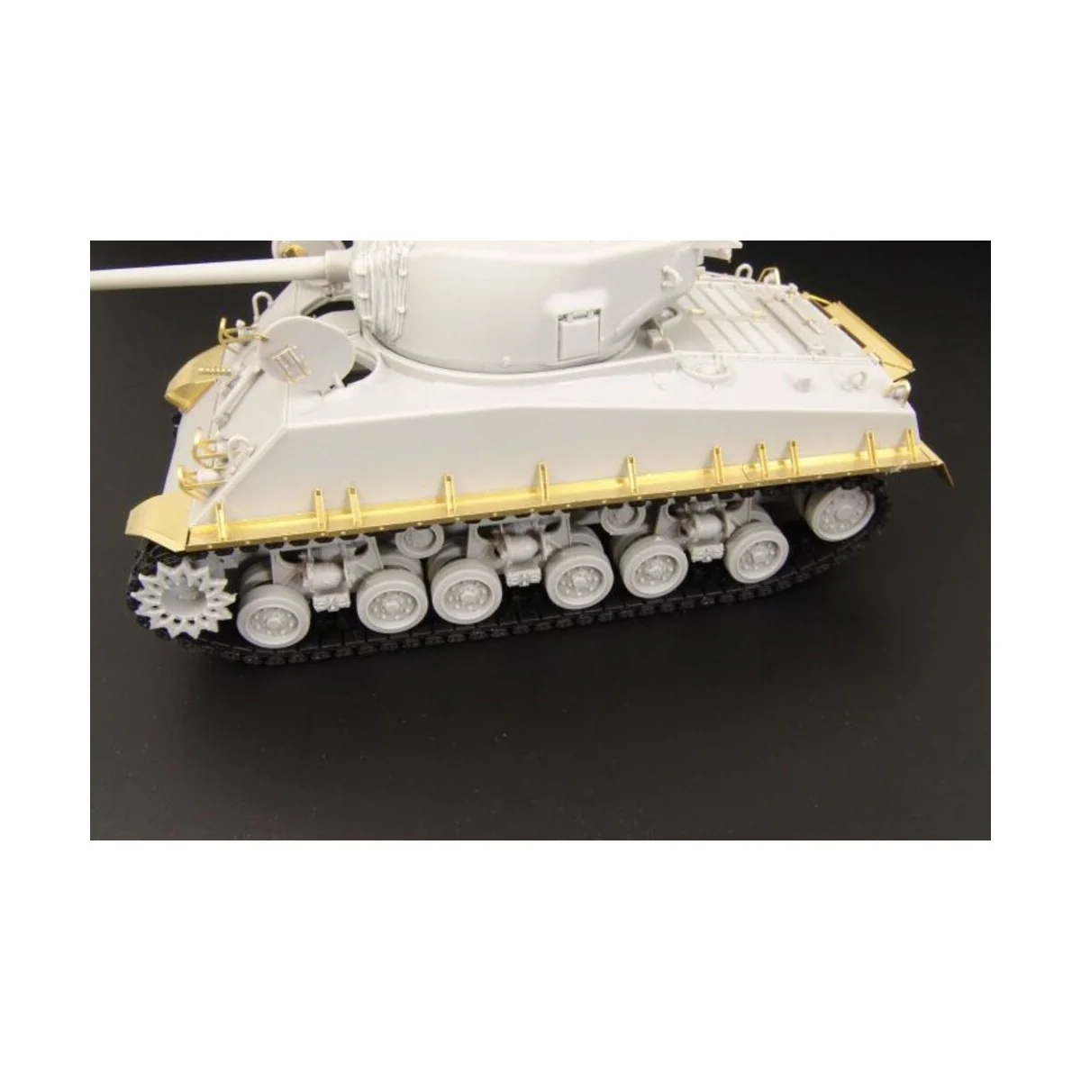 M4A3E8 FENDERS (Hobbyboss), 1/48 - Hauler HLX48164