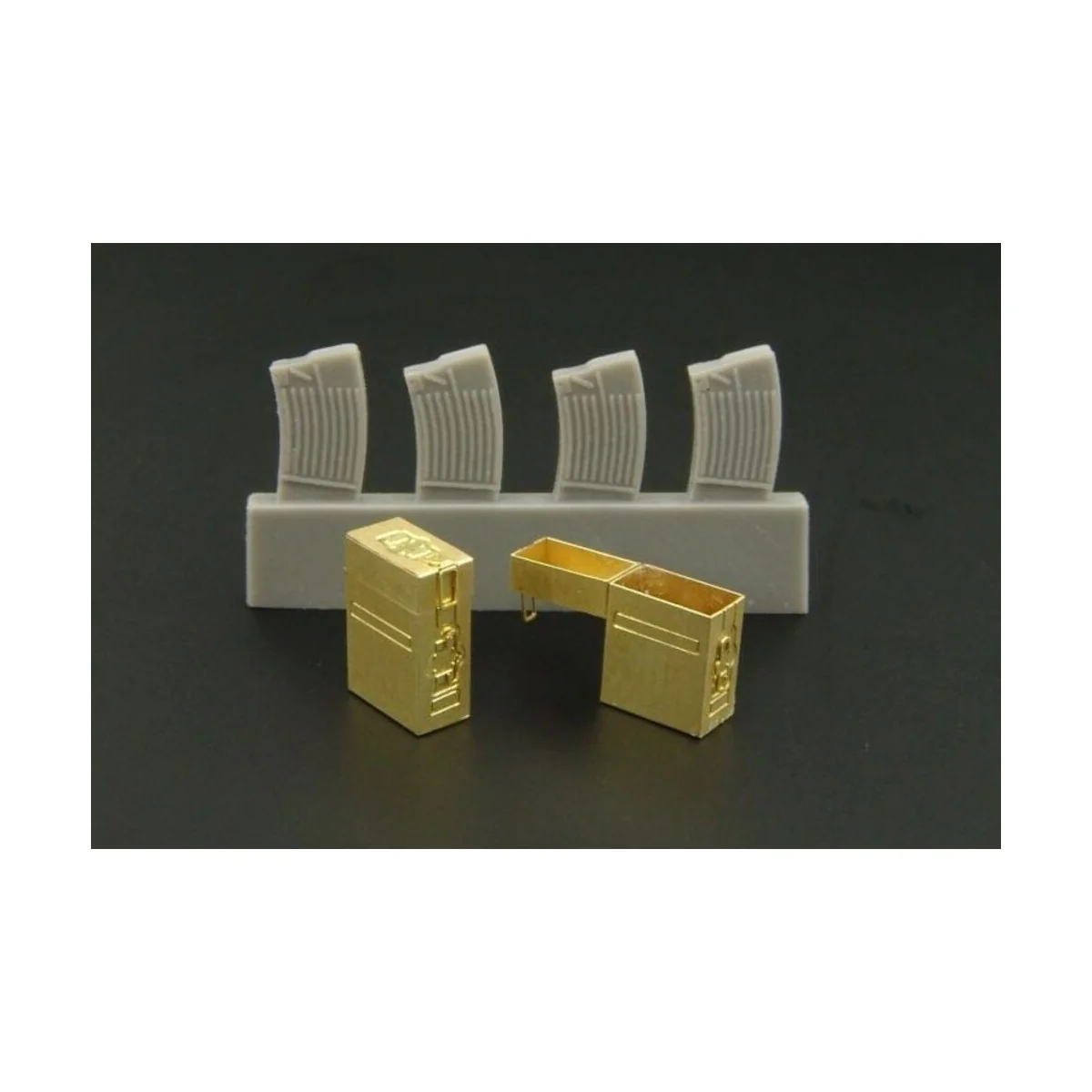 2cm FLAK magazines and boxes, 1/48 - Hauler HLX48205