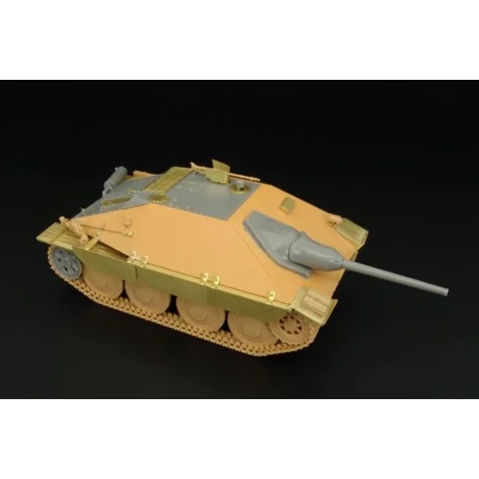 HETZER STARR, 1/48 - Hauler HLX48208