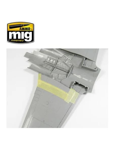 Anti-Slip Paste - Black Color (for 1/72 & 1/48 scales) - AMMO by MI...