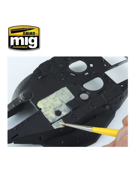 Anti-Slip Paste - Sand Color (for 1/35 scale) - AMMO by MIG Jimenez...